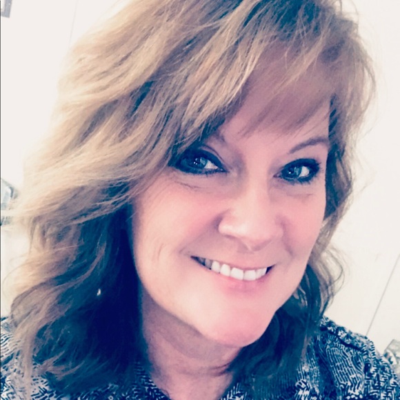 Meet your Posher, Charlotte - Picture 1 of 1